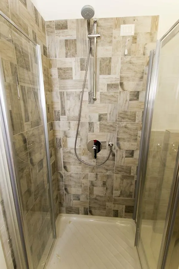 Casa Madali' - Nel Borgo Apartment Marone 0*,  Italy