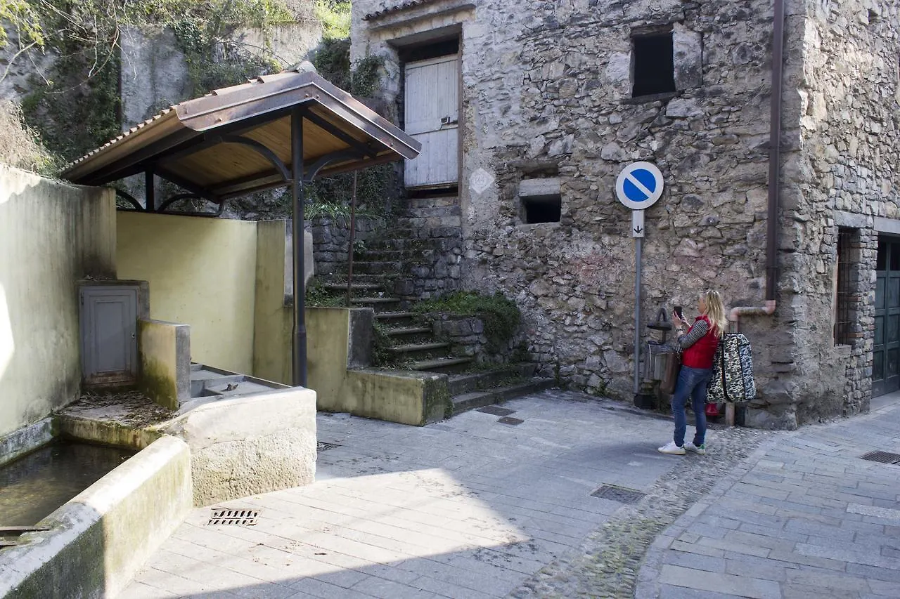 Casa Madali' - Nel Borgo Apartment Marone 0*,
