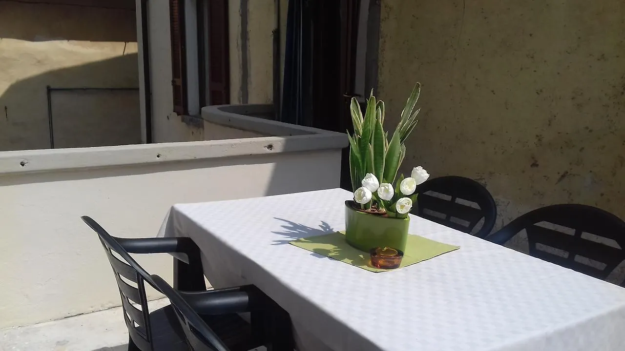 Appartamento Casa Madali' - Nel Borgo Marone Italia